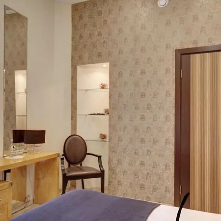 The Best Naples Apartment *